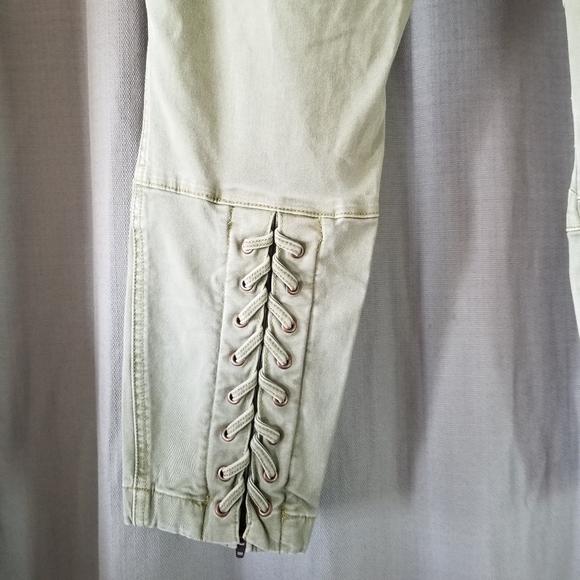 Current Elliot | The Weslan Lace-Up Cuff Pants - Picture 3 of 8